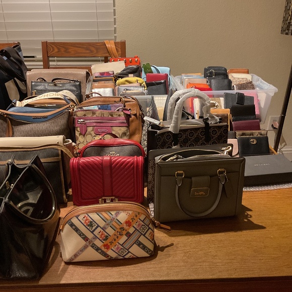 ***going live tonight 7:30 pm Pacific time. First live show please come - Picture 2 of 4